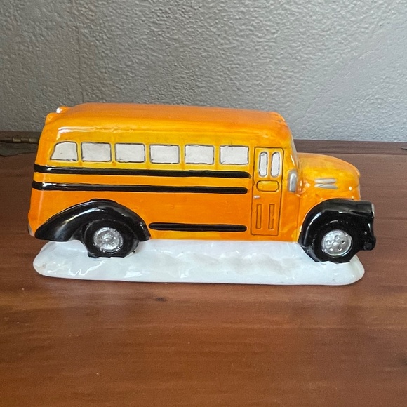 Christmas Valley Village Merryville Public School Bus - Picture 3 of 9